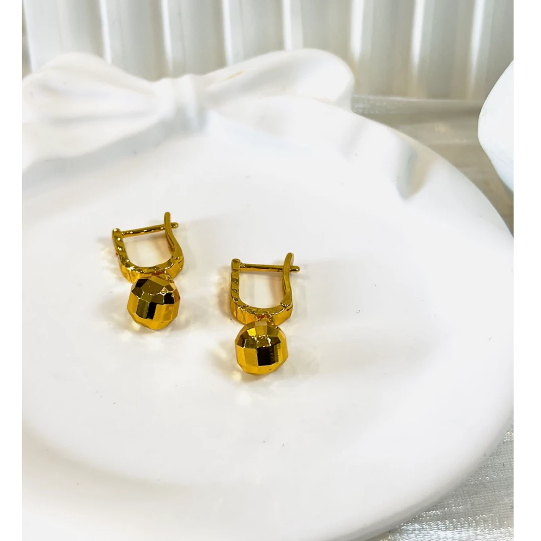 铜合金耳饰 菲纳孜金球耳环 金色女耳环复古气质百搭耳包精致耳圈