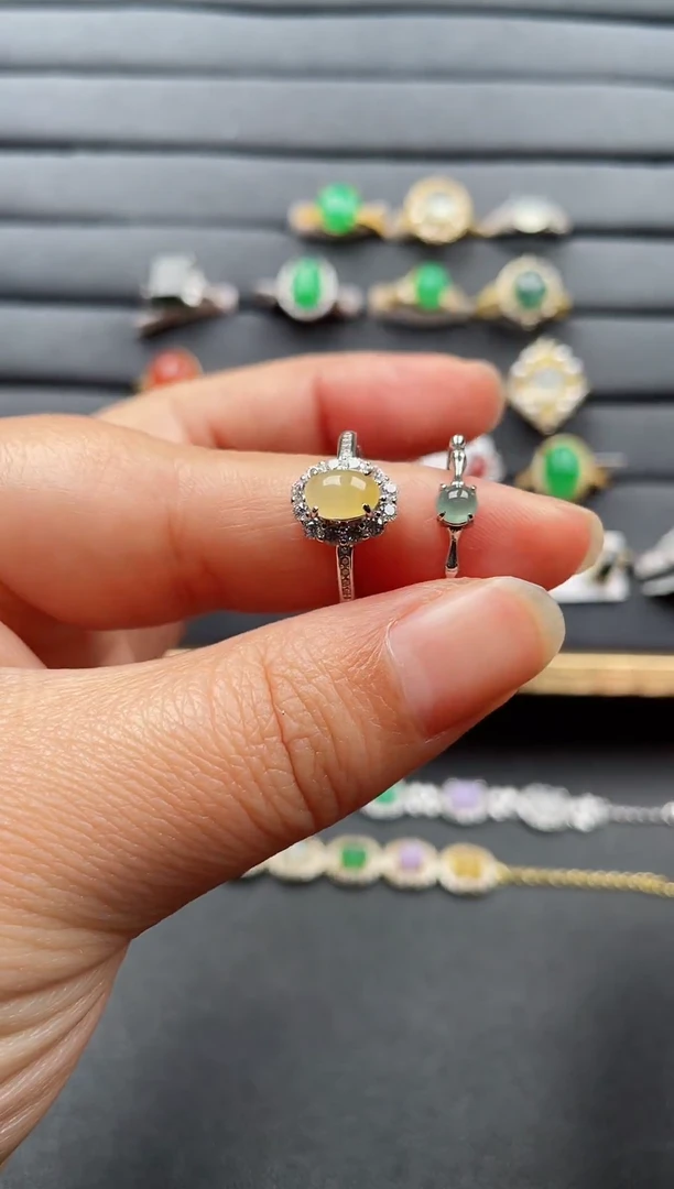 银S925镶嵌戒指翡翠两个