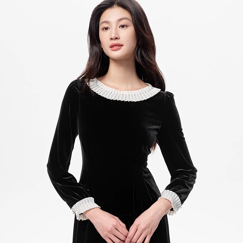 【羊羊专属】法式优雅气质丝绒黑色上衣女士设计感上衣KD04594W0