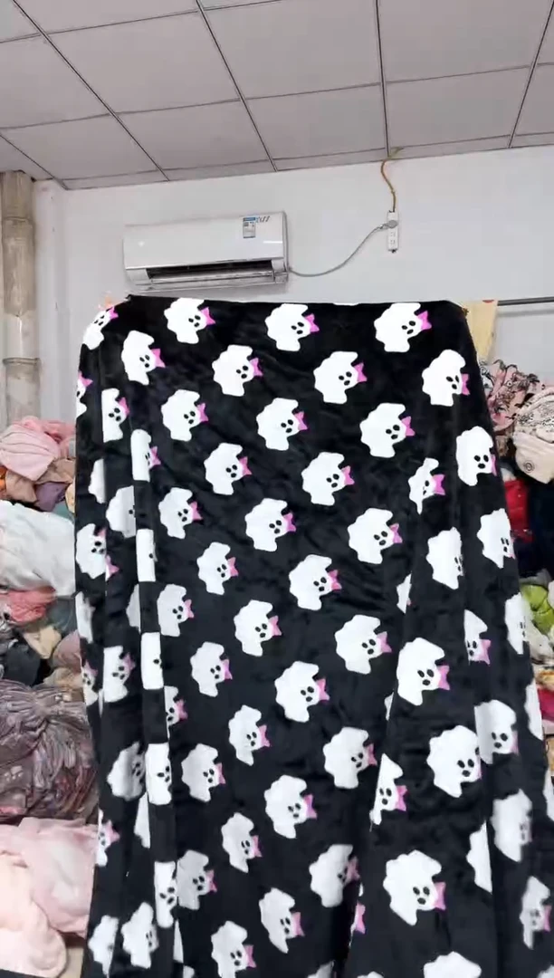 法兰绒2x2.4左右尺寸，材质以主播介绍为准