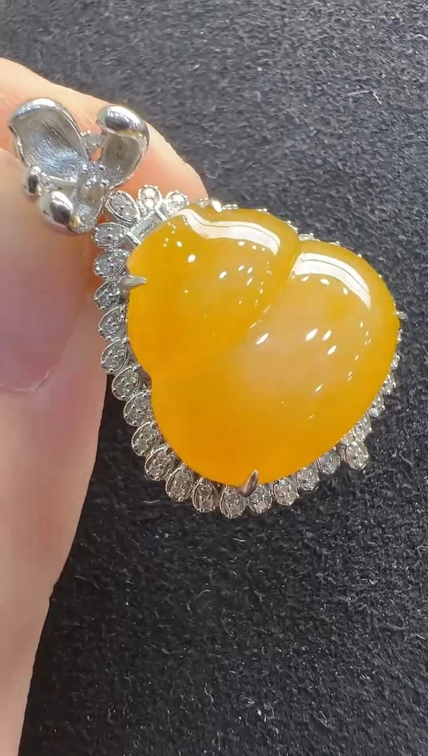 【闪购商品】翡翠吊坠(不含链)18K金镶嵌多样性发货拍一发一