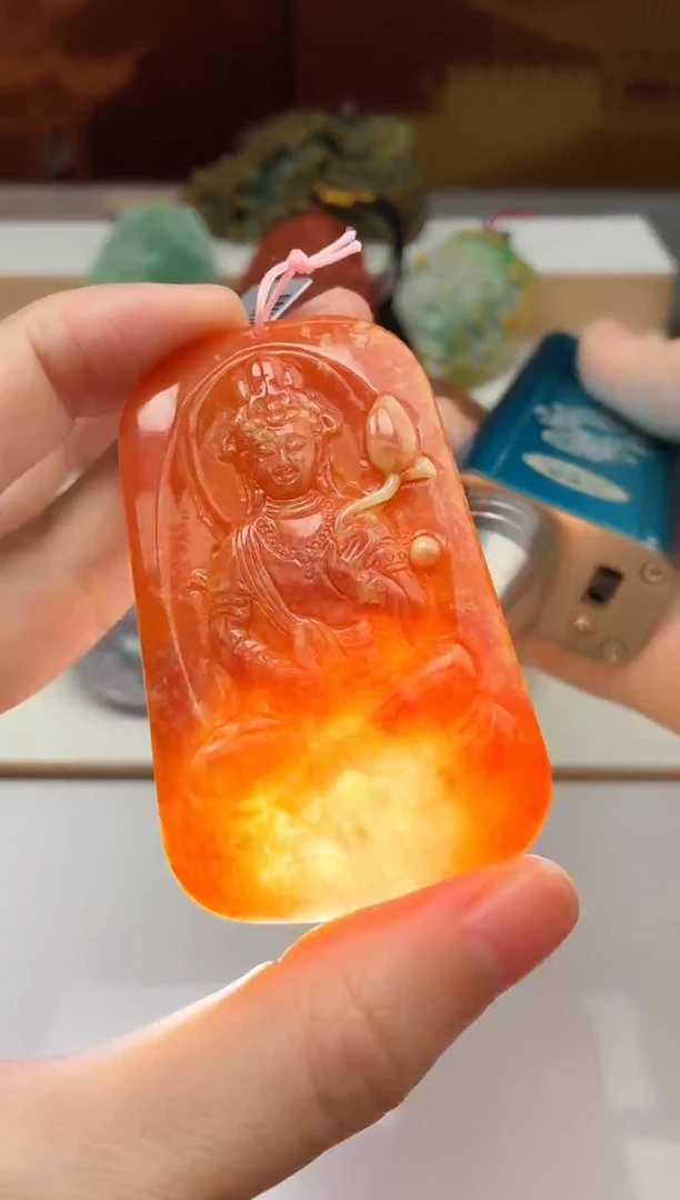 颈饰未镶嵌翡翠牌子