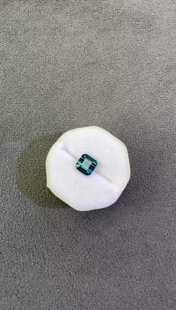 未镶嵌珠宝半成品碧玺1.07ct