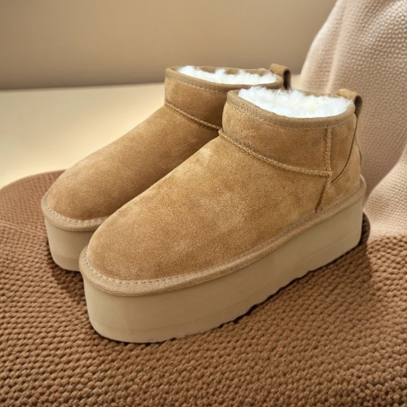 【5cm冬雨】秋冬季女士舒适经典迷你纯色厚底保暖短筒雪地靴