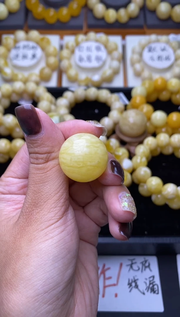 裸石琥珀未镶嵌大小姐珠宝25