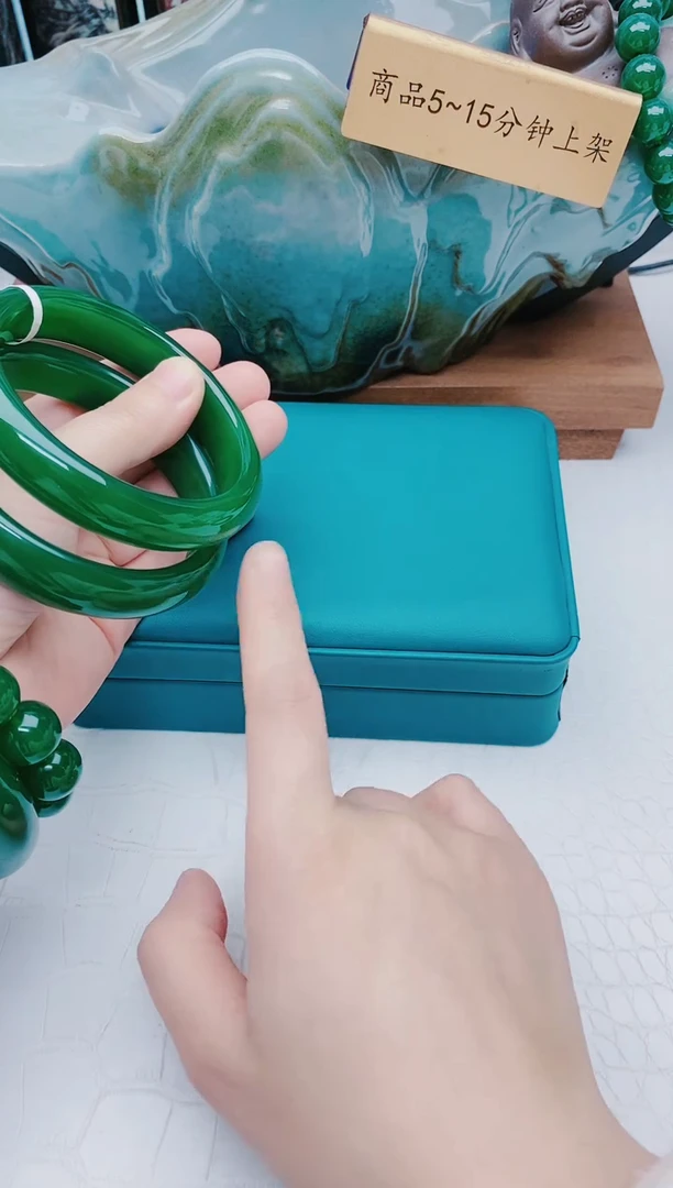 【闪购商品】玛瑙/玉髓手镯未镶嵌玛瑙手镯