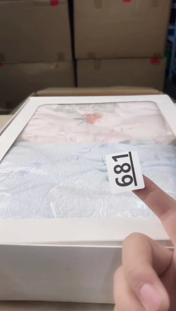 【闪购商品】瓷片681中古产品，默认微瑕，谨慎参拍