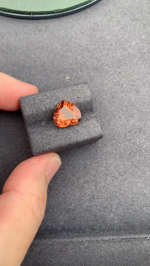 未镶嵌珠宝半成品碧玺4.4ct碧玺 BH  定制