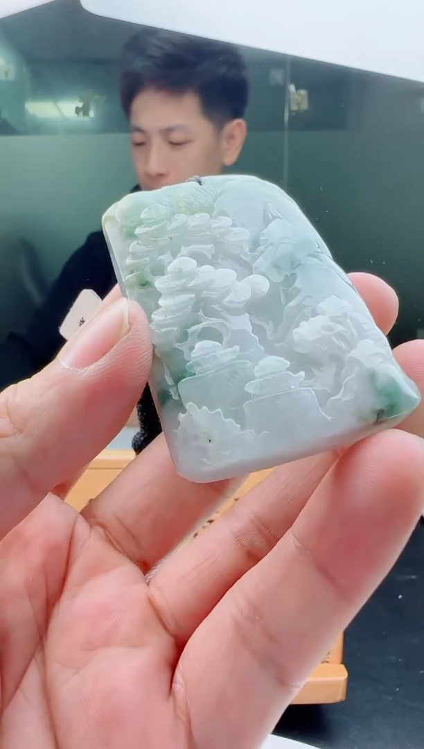 【闪购商品】翡翠颈饰未镶嵌111111111