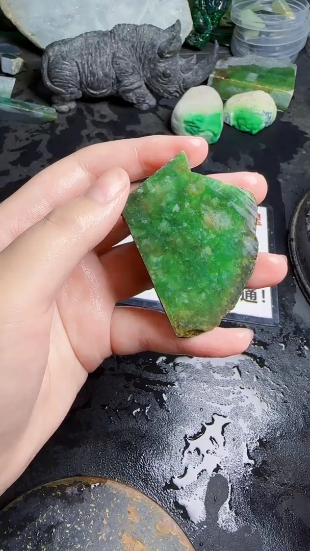 未镶嵌挂件翡翠天然翡翠018