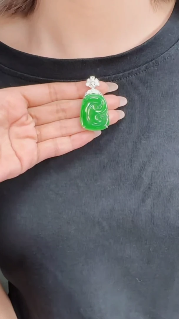定制翡翠未镶嵌翡翠吊坠197