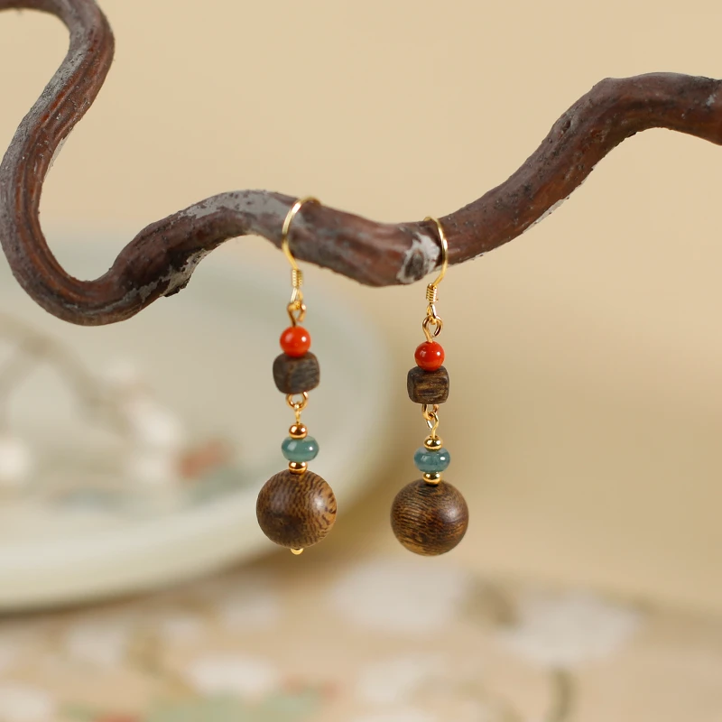 沉香海南莺歌绿奇楠·沉香耳饰（多样性发一）