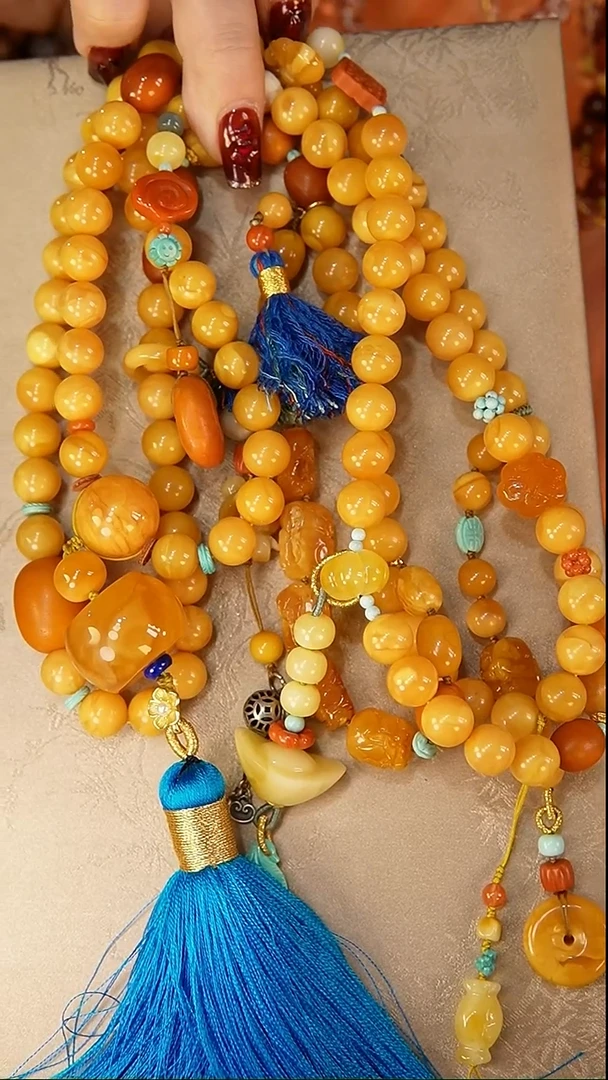 【闪购商品】琥珀颈饰未镶嵌颈饰