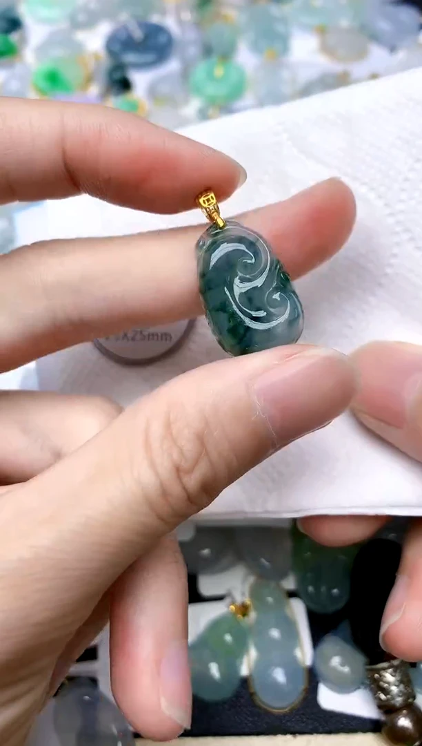 颈饰银S925镶嵌翡翠天然A货翡翠