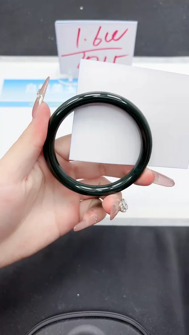 【闪购商品】和田玉手镯未镶嵌114-59.5