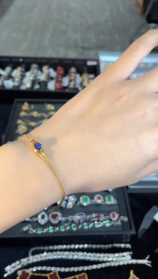 手链蓝宝石18K金镶嵌手链