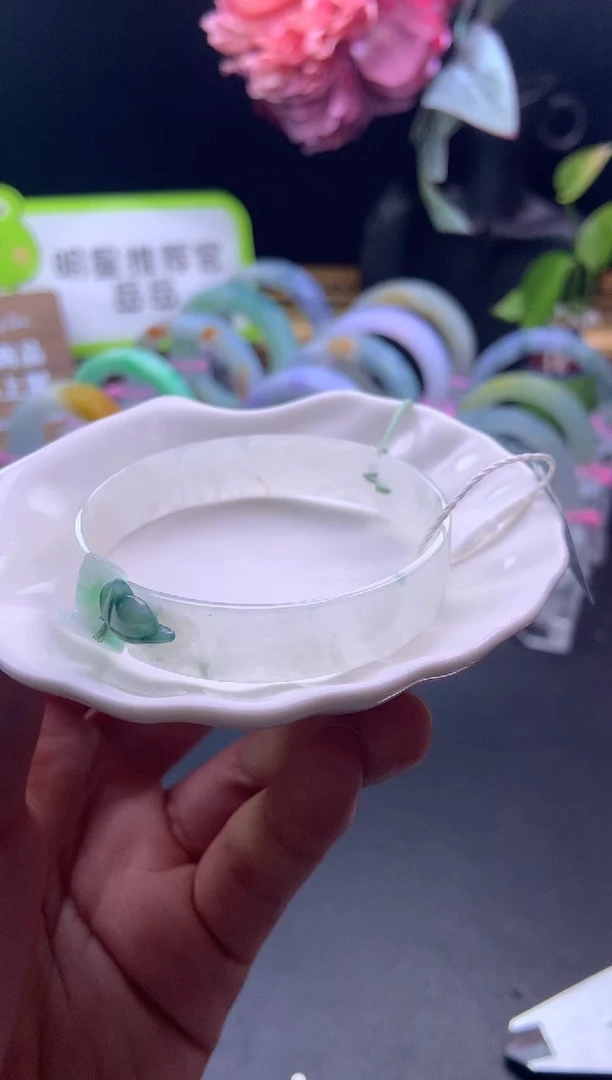 未镶嵌手镯（开口镯）翡翠半镯（拼接）