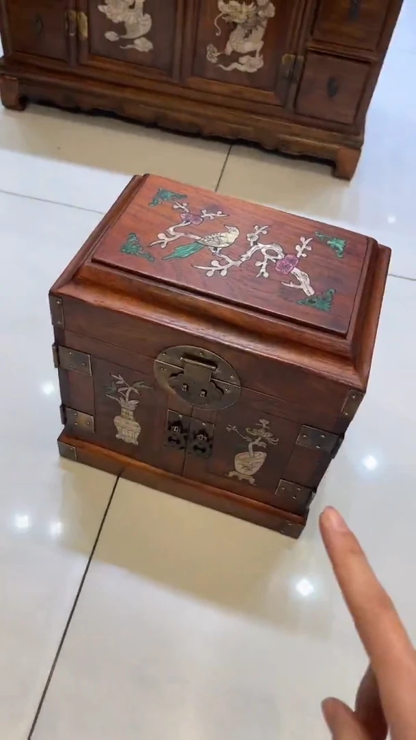 【闪购商品】木喜鹊登梅螺钿官箱