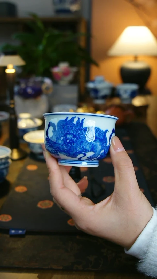 双狮滚绣球 大炉式杯