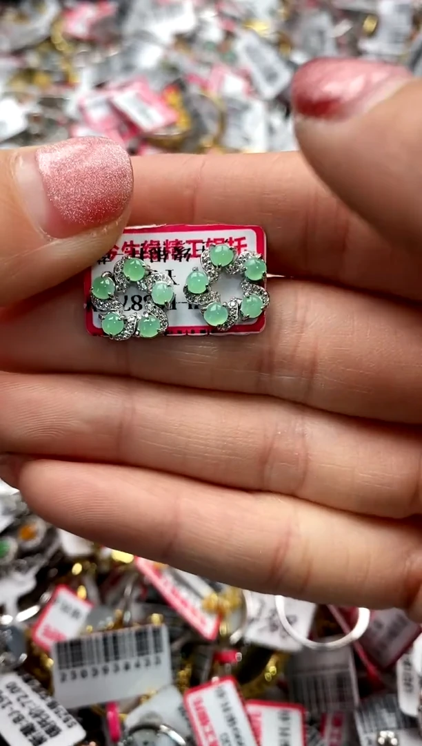 【闪购商品】翡翠戒指银S925镶嵌3333333    6