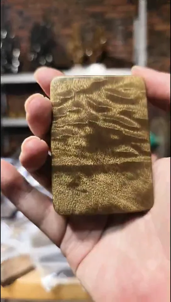 金丝楠无事牌手把件