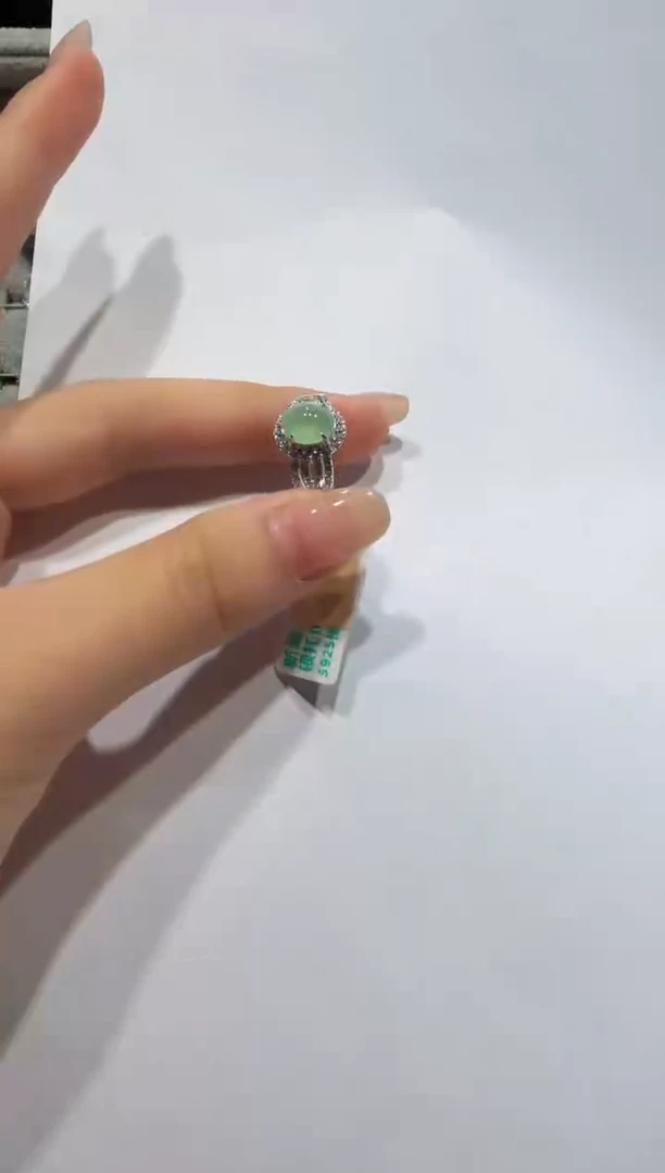 银S925镶嵌戒指翡翠缅甸A货翡翠戒指