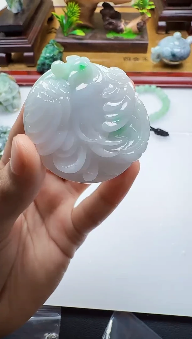 吊坠(不含链)未镶嵌翡翠1