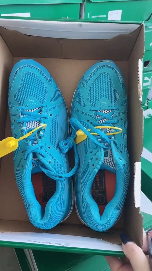 b44鞋子尺码41  潮流百搭库房清货正品彪马