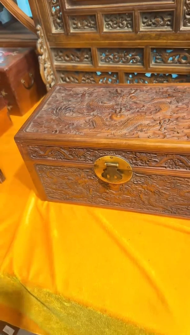 【闪购商品】木木艺40正龙翻盖箱350.8888