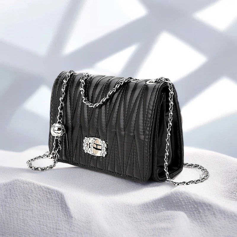 锁扣时尚通勤风斜挎包小方包肩包菱格潮流小香风ins