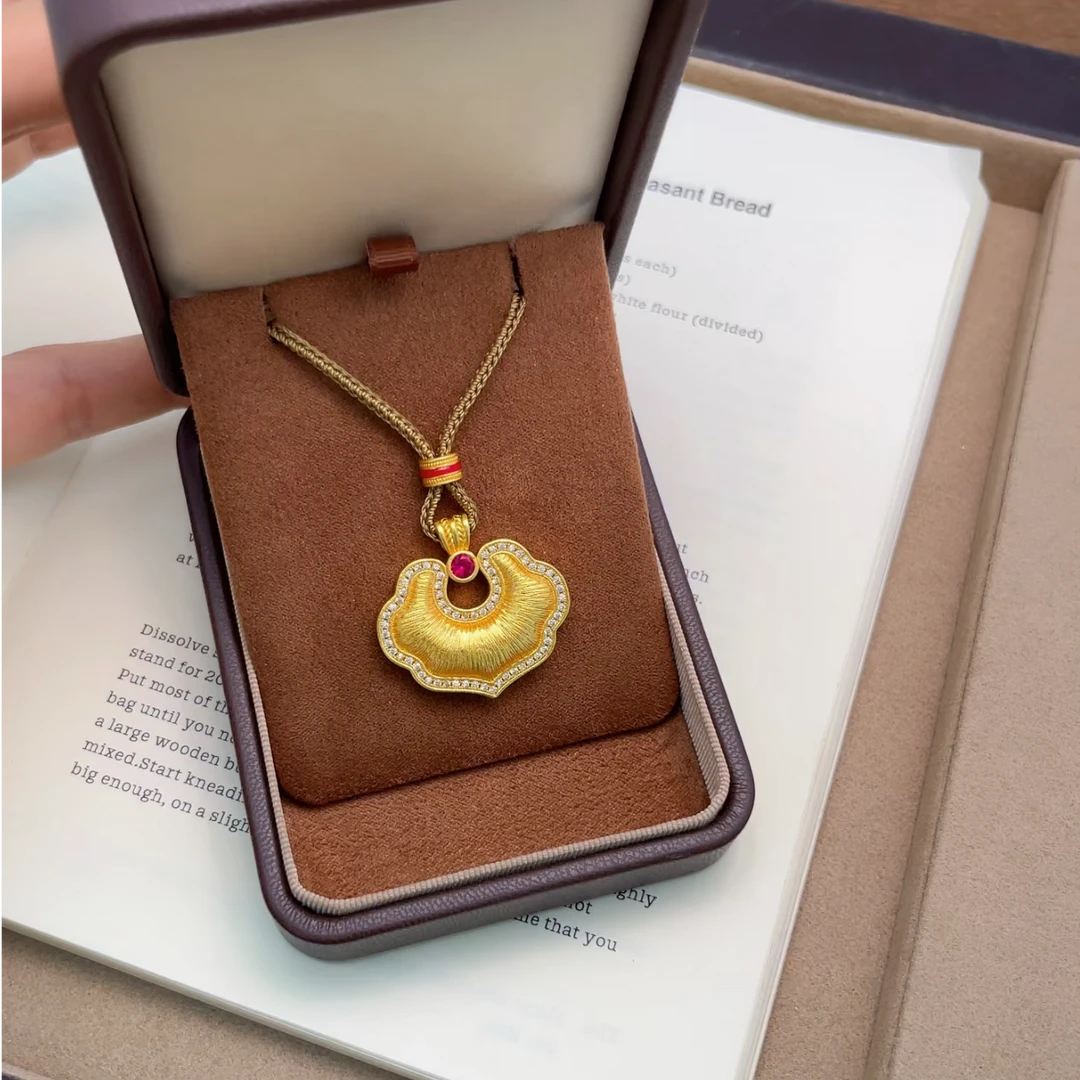 铜合金合成锆石吊坠 新中式点钻拉丝吉祥如意锁吊坠项链毛衣链