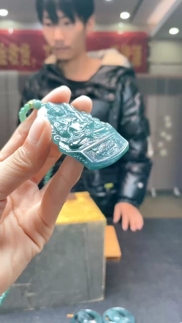 未镶嵌定制翡翠*89