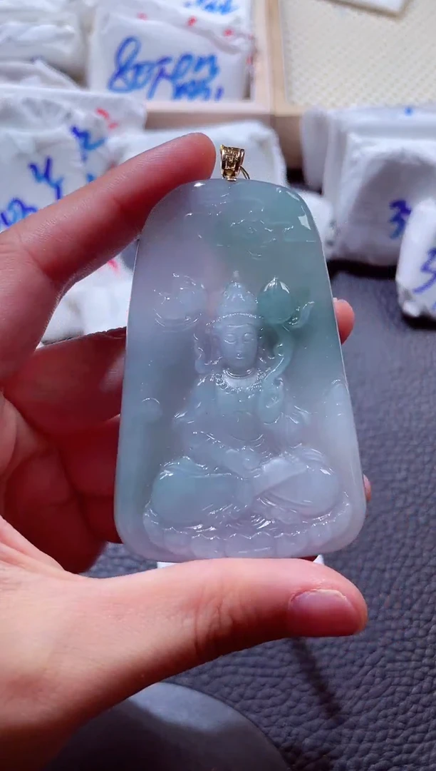 颈饰18K金镶嵌翡翠00004199大势至