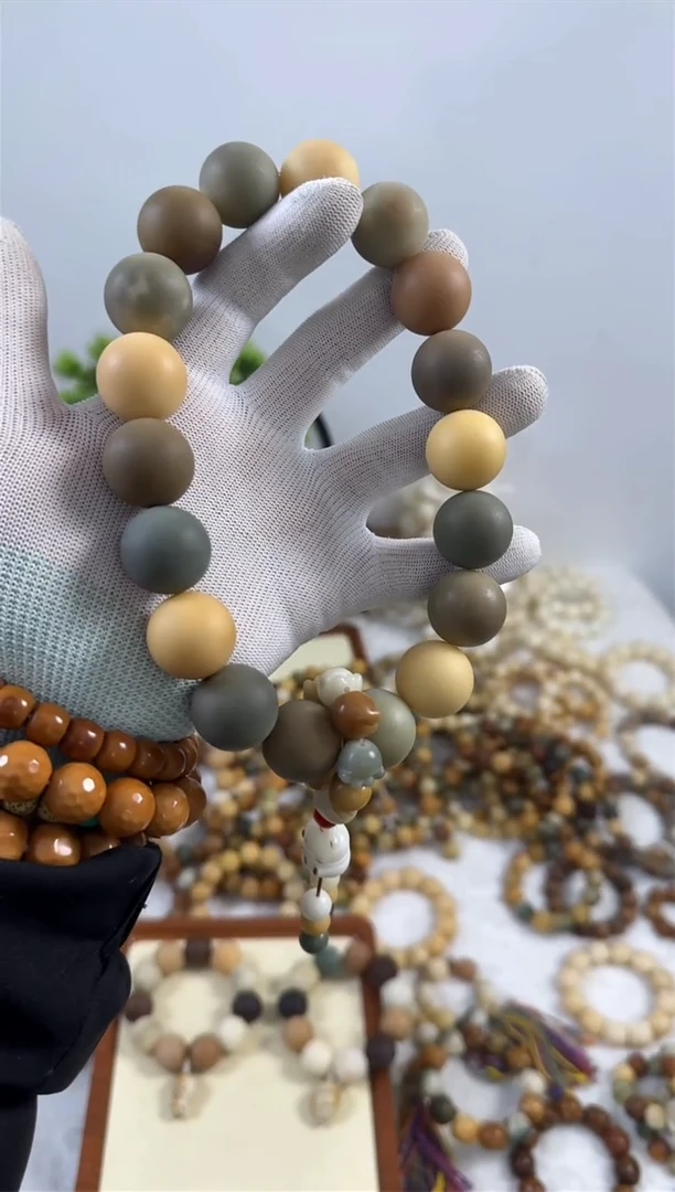 【闪购商品】白玉菩提手串22*手工干磨多宝磨砂手持