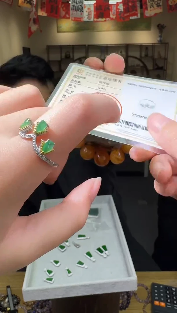 银S925镶嵌戒指祖母绿文*多样性发一件 592