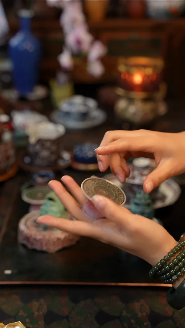 张****姐盖置  景德镇陶瓷福利款