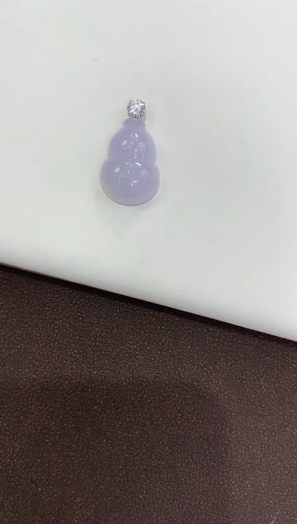 翡翠18K金镶嵌吊坠(赠链)天然缅甸A货翡翠