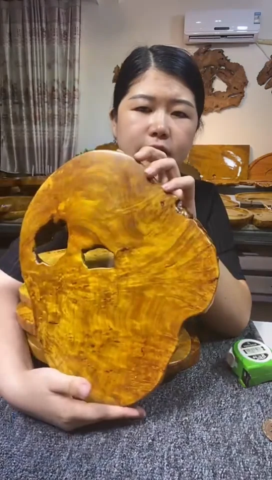 焦**谭香杉干泡干泡干泡