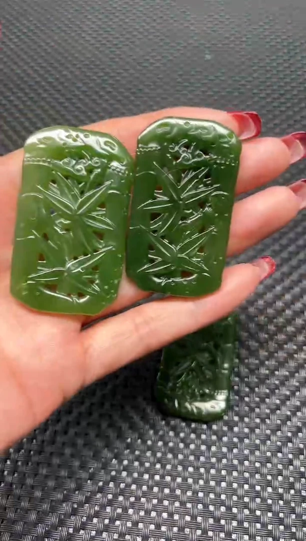 【闪购商品】和田玉挂件未镶嵌多样性发1件