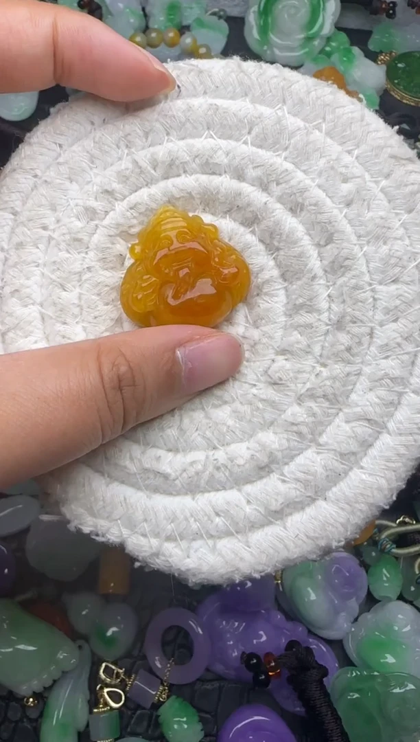 颈饰未镶嵌翡翠缅甸翡翠吊坠