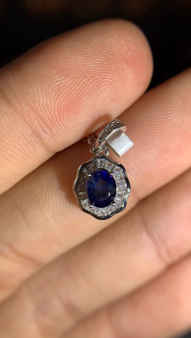 【闪购商品】蓝宝石吊坠银S925镶嵌天然