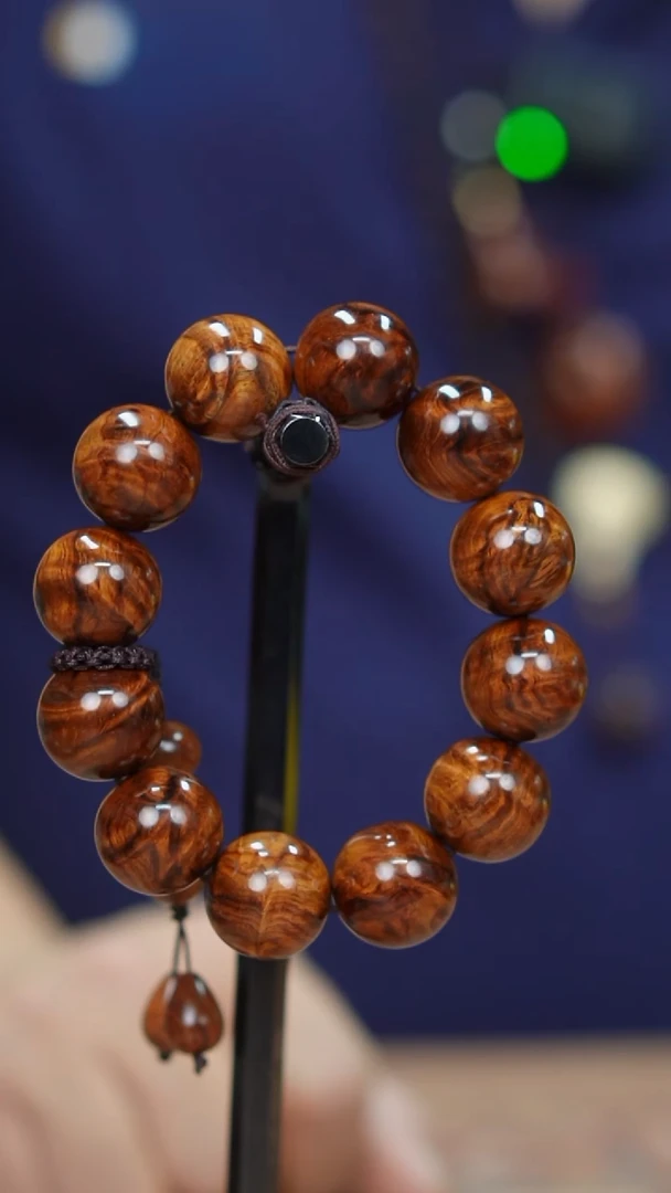 黄花梨/降香黄檀海南黄花梨褶皱水波纹2.0手串（1188）