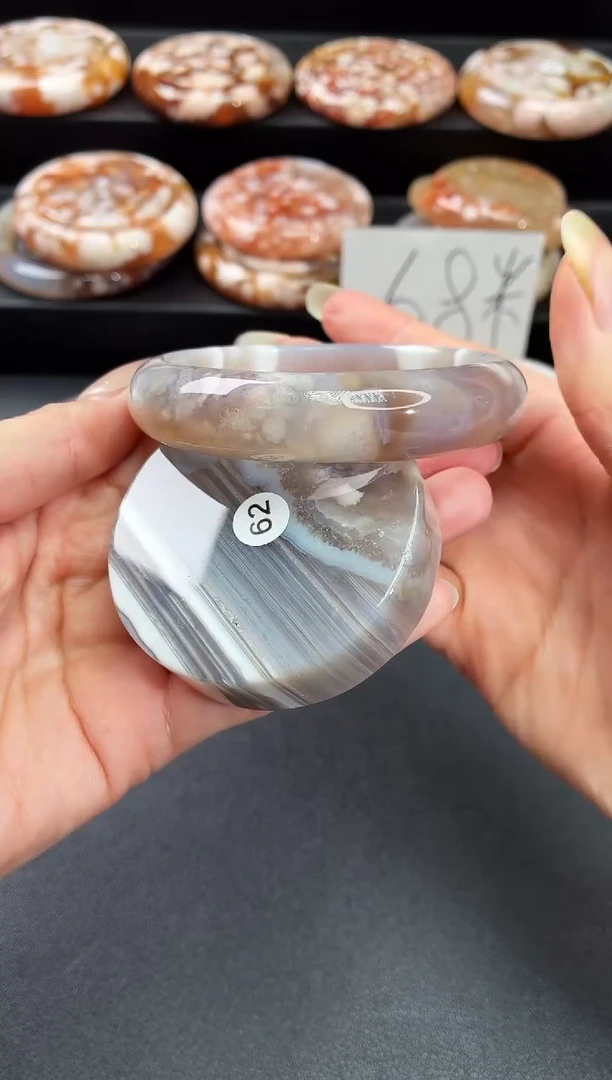 手镯玛瑙/玉髓未镶嵌石英质玉59圈58/59带(赠送镯心)