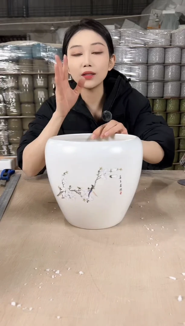 【闪购商品】陶瓷蛋型喜上哑白中号19x19