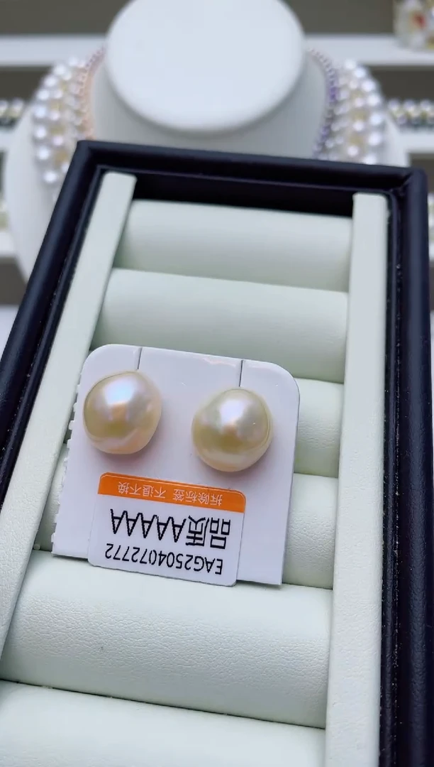耳饰银S925镶嵌拼合珍珠（马贝珠）W35