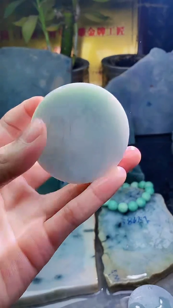 未镶嵌挂件翡翠小雨309