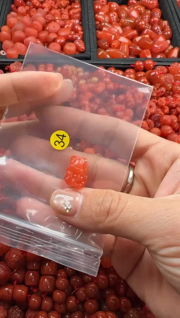【闪购商品】南红玛瑙颈饰未镶嵌1