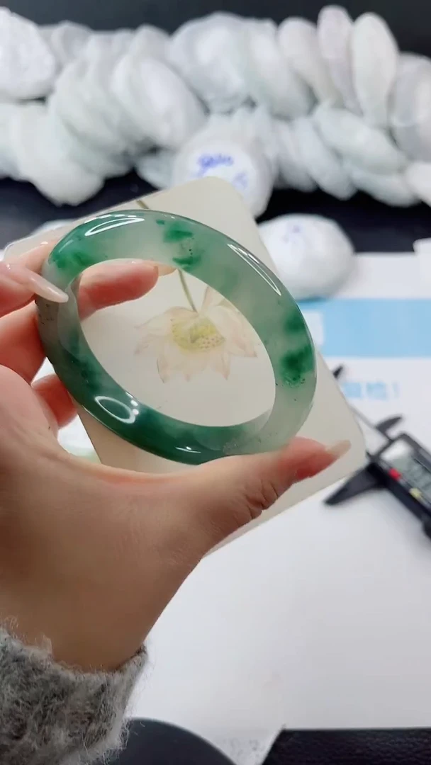 未镶嵌手镯石英质玉多样性发货V202-62