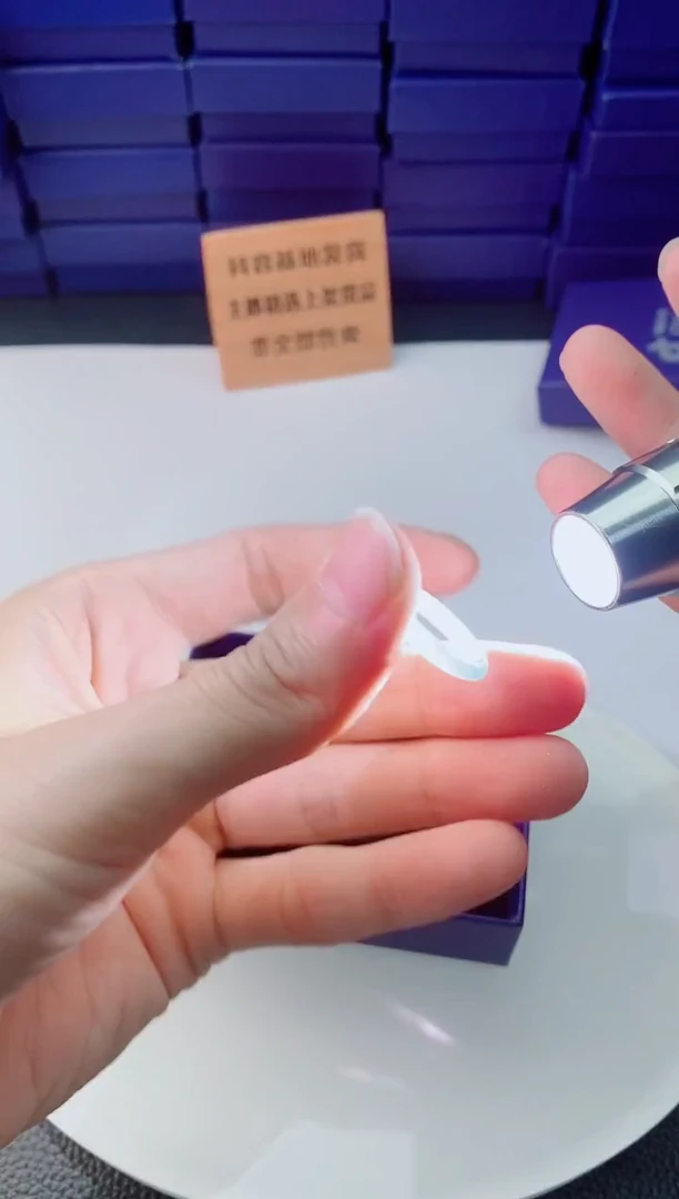 翡翠未镶嵌颈饰1111111111