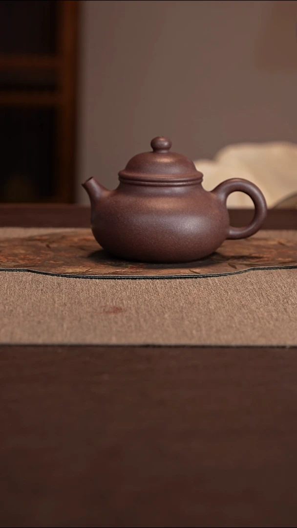 茶壶紫砂桃花泥容天